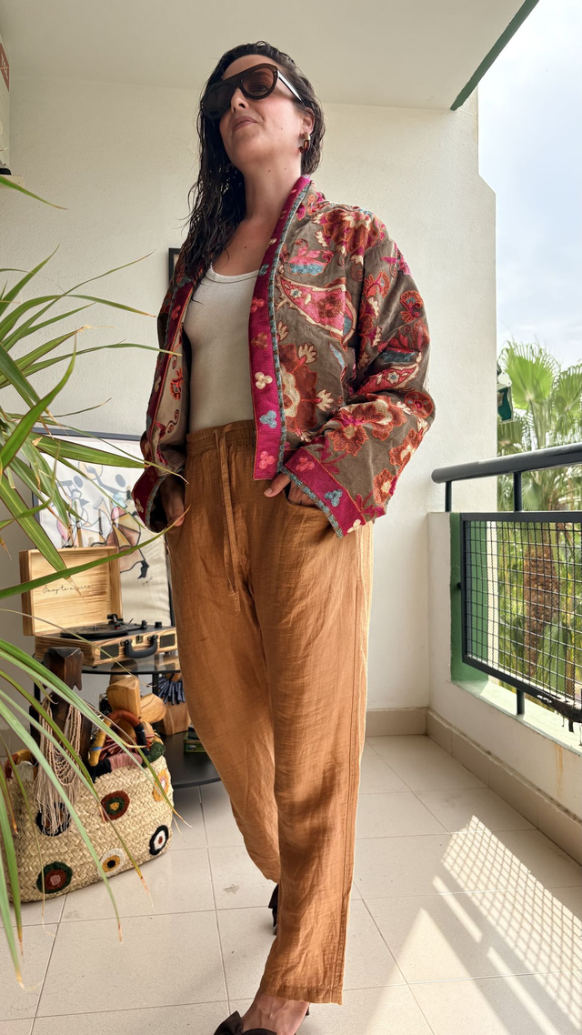 Chaqueta de Terciopelo Bordada en Hilo de Seda