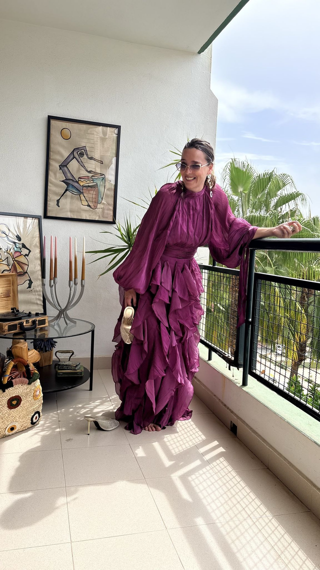 Vestido Largo de Gasa con Volantes