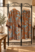 Conjunto Kimono Oriental con Plumas