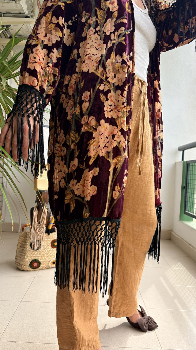 Kimono 3/4 de Terciopelo Floral Vino