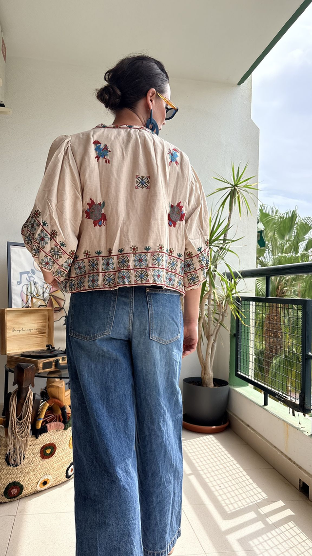 Chaqueta Bordada Punto  de cruz  Beige