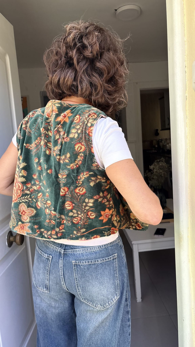 Chaleco Reversible de Terciopelo Estampado Floral