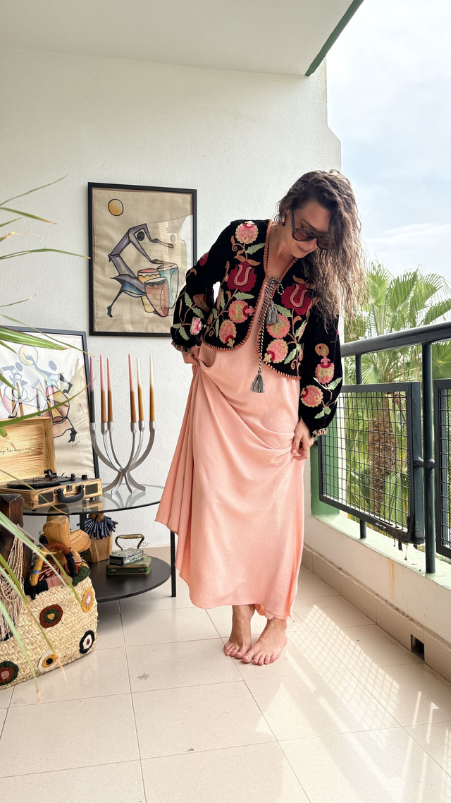 Chaquetilla de Terciopelo Bordada Floral