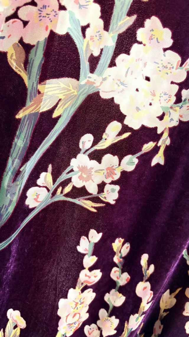 Kimono 3/4 de Terciopelo Floral Vino
